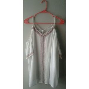 CATO | White Cold Shoulder V-Neck Shirt